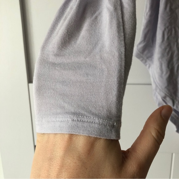 2/$15 🐧 Lilac American Eagle Long Sleeve Soft Shirt - Picture 2 of 3